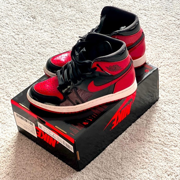 Closet close out…Air Jordan 1 Retro High OG (2021) Size 7 mens - Picture 1 of 10